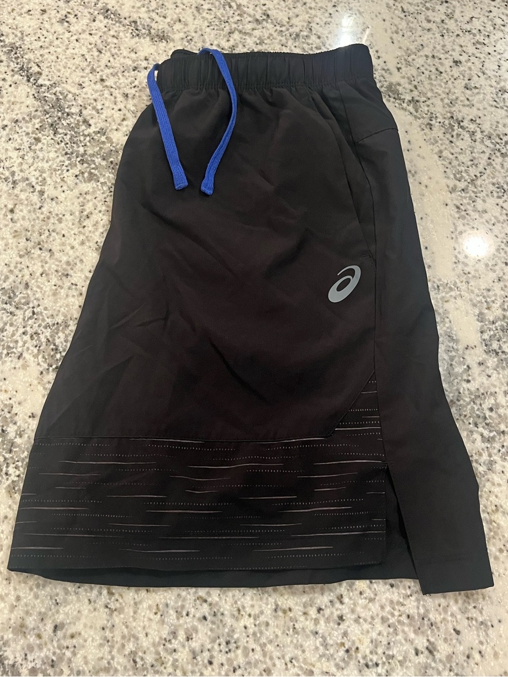 Aasics Men’s Shorts Black / Gray Size Medium - Running Training Gym 7” Inseam